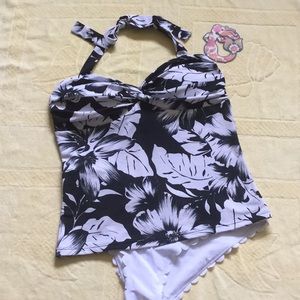 🆕 CACHÉ CONVERTIBLE TANKINI TOP 🖤🌺